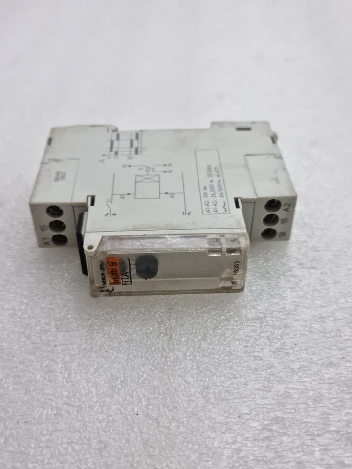 Merlin Gerin 16065 Time Delay 16065